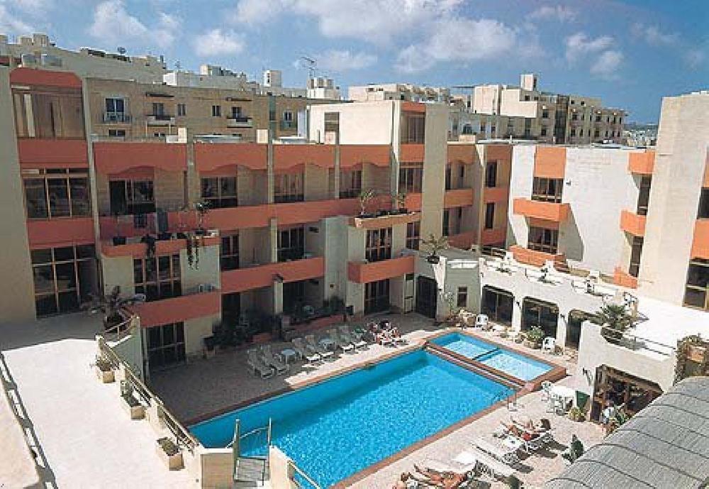 Clover Holiday Complex Qawra Esterno foto