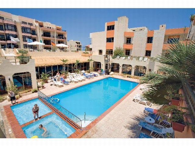 Clover Holiday Complex Qawra Esterno foto